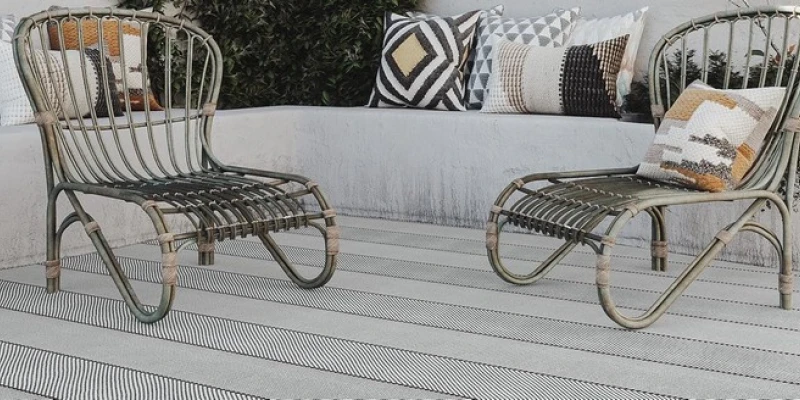 5 Reasons Why an Outdoor Rug is a Must-Have for Your Patio