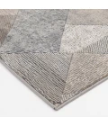 Central Oriental Clearwater Oyster/Chalk Geometric 5ft. x 7ft.6in. Rect. Rug