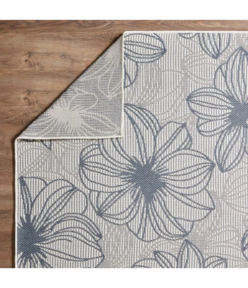 Loomaknoti Breyleigh Cerimia Cream/Blue EB007 5 ft. 3 in. X 7 ft. 3 in. Rectangle Rug