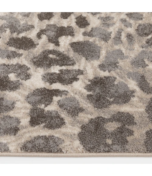 Mendez Marleene Area Rug By Central Oriental