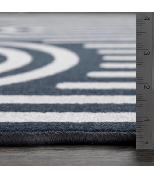 Loomaknoti Tecopa Sedvick Blue/White ETR06BWH55 5 ft. 3” X 7 ft. 3” Rectangle Rug