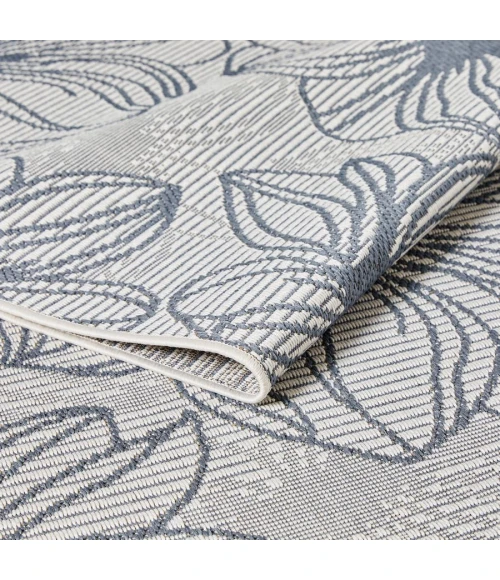 Loomaknoti Breyleigh Cerimia Cream/Blue EB007 5 ft. 3 in. X 7 ft. 3 in. Rectangle Rug