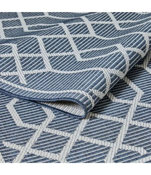Loomaknoti Breyleigh Chendler Blue/Cream EB001 4 ft. X 6 ft. Rectangle Rug