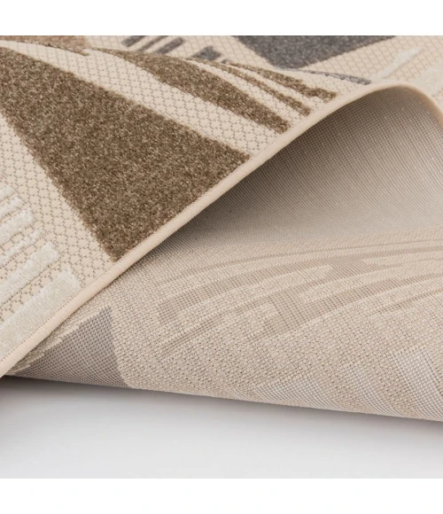 Fortune Elawynz Area Rug By Central Oriental