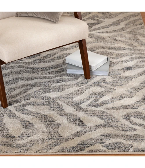 Mendez Violtinz Area Rug By Central Oriental