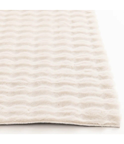 Central Oriental Bebel Faux Fur Ivory Solid 7ft.6in. x 9ft.6in. Rect. Rug