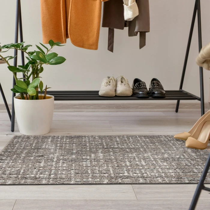 Central Oriental Callie Brown/Grey Abstract 24in. x 36in. Rect. Rug