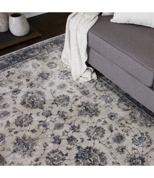Central Oriental Clearwater Biscuit/Nightfall Traditional 5ft.3 x 7ft.7in. Rect. Rug