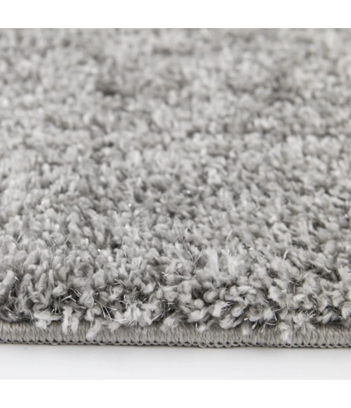Central Oriental Comfort Plus Chalk/Chrome Solid 60in. x 84in. Rect. Rug