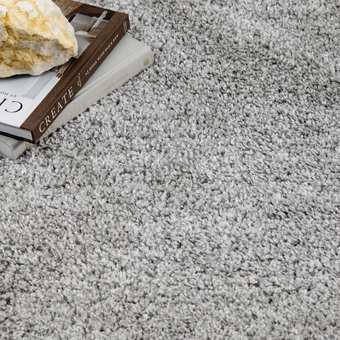 Central Oriental Comfort Plus Chalk/Chrome Solid 90in. x 114in. Rect. Rug