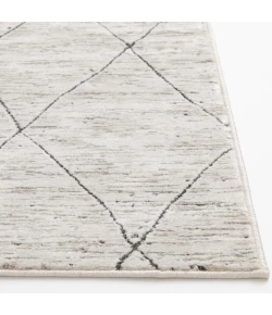 Central Oriental Landscape Salt/Shell Lattice 7ft.10in. x 9ft.10 Rect. Rug
