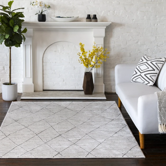 Central Oriental Landscape Salt/Shell Lattice 5ft. x 7ft.6in. Rect. Rug