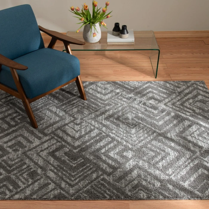Central Oriental Lowell Gray Geometric 24in. x 36in. Rect. Rug