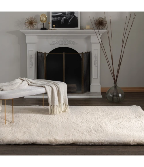 Central Oriental Ultimate Angora Ivory Solid 5ft. x 7ft. Rect. Rug