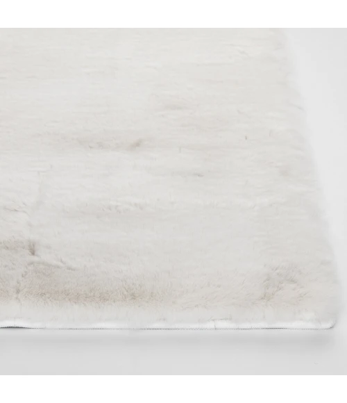 Central Oriental Ultimate Angora White Solid 7ft.6in. x 9ft.6in. Rect. Rug