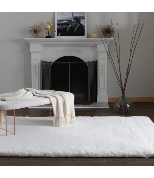 Central Oriental Ultimate Angora White Solid 7ft.6in. x 9ft.6in. Rect. Rug