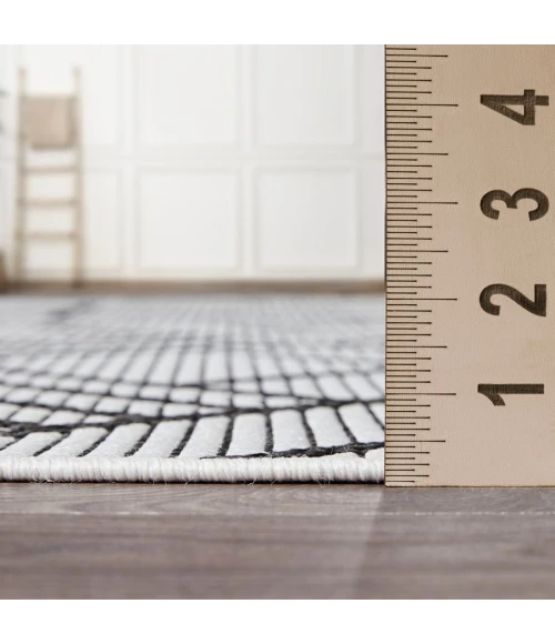 Loomaknoti Breyleigh Charske Cream/Gray EB002 5 ft. 3 in. X 7 ft. 3 in. Rectangle Rug