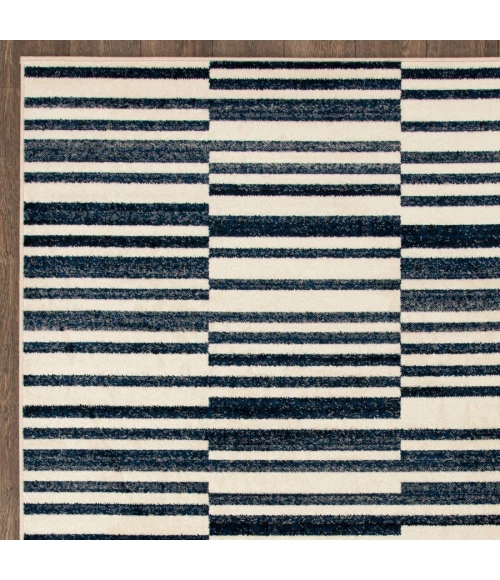 Loomaknoti Tecopa Varonika White/Blue ETR18WBL60 6 ft. 7” X 9 ft. 2” Rectangle Rug
