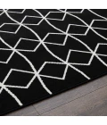 Loomaknoti Tecopa Tamariez Black/White ETR11BLW20 3 ft. 3” X 5 ft. 3” Rectangle Rug