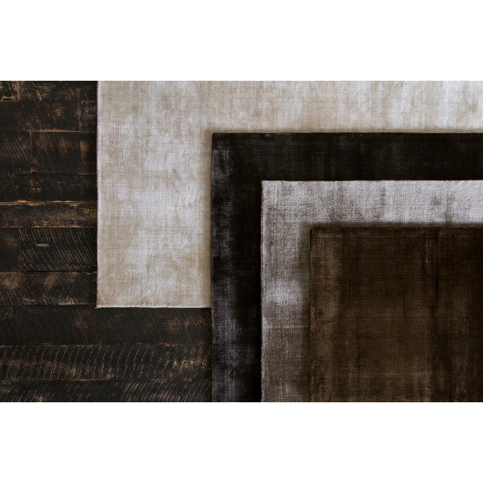 Chandra ALIDA ALI-26701 7 ft. 9 in. X 10 ft. 6 in. Rect. Rug