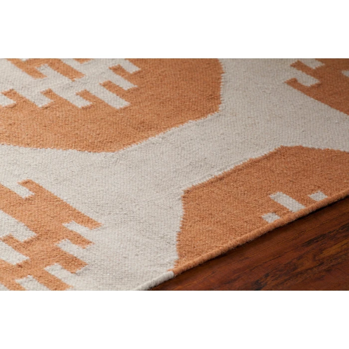 Chandra LIMA LIM-25716 5 ft. X 7 ft. Rect. Rug