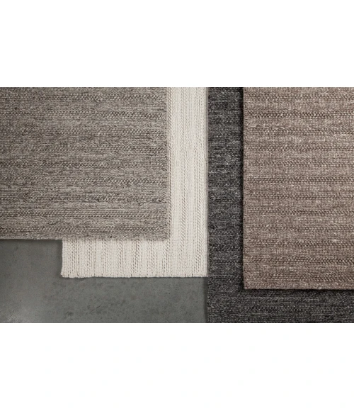 Chandra SAIRA SAI-44702 7 ft. 9 in. X 10 ft. 6 in. Rect. Rug