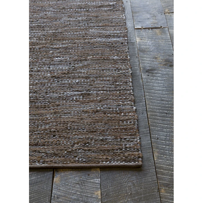 Chandra SAKET SAK-3704 2 ft. 6 in. X 7 ft. 6 in. Rect. Rug