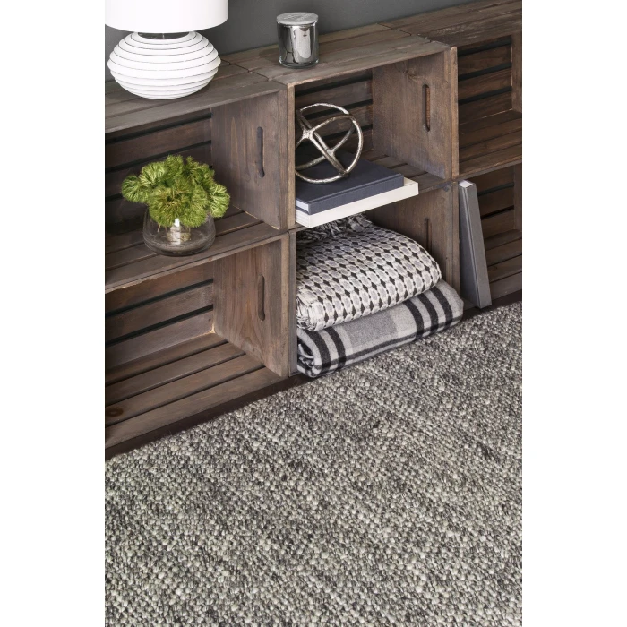 Chandra SINATRA SIN-10100 5 ft. X 7 ft. 6 in. Rect. Rug