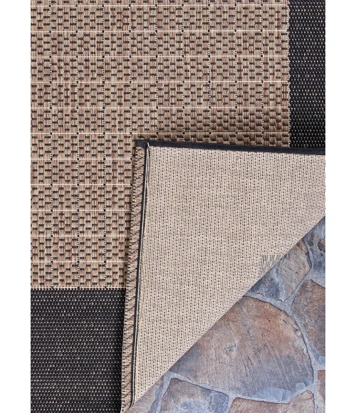 Couristan Recife Checkered Field 2' x 4' Cocoa/Black Area Rug