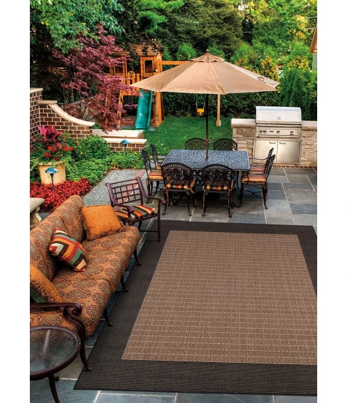 Couristan Recife Checkered Field 2' x 4' Cocoa/Black Area Rug