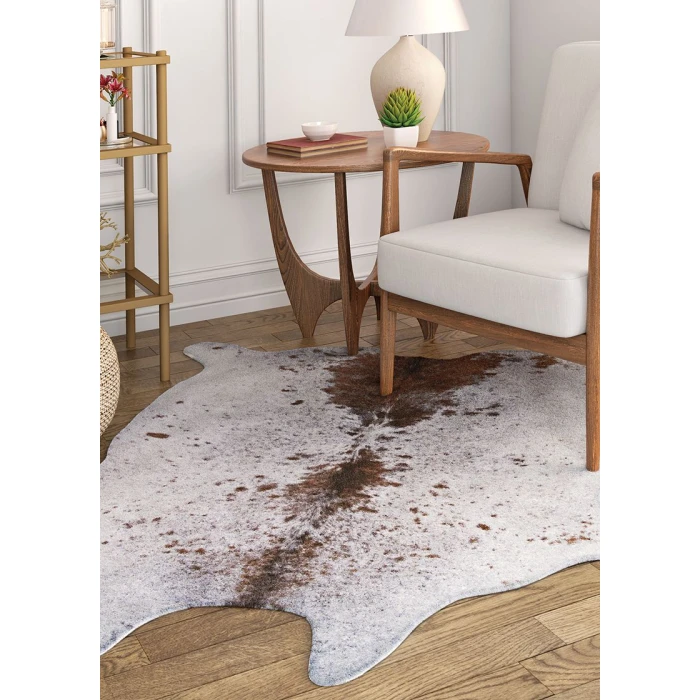 Couristan Prairie Hides Geilo 6' x 9' Ivory-Black Area Rug
