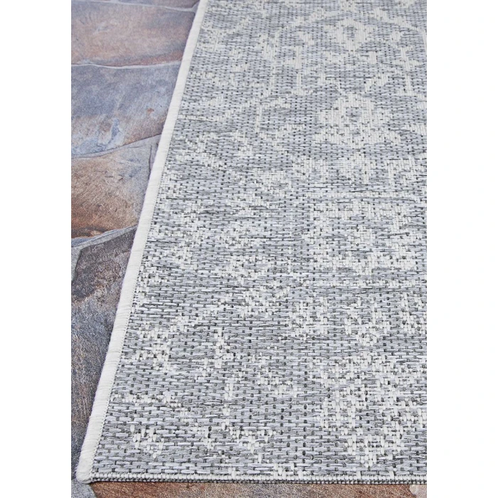 Couristan Monte Carlo Palmette 5' x 8' Grey/Ivory Area Rug