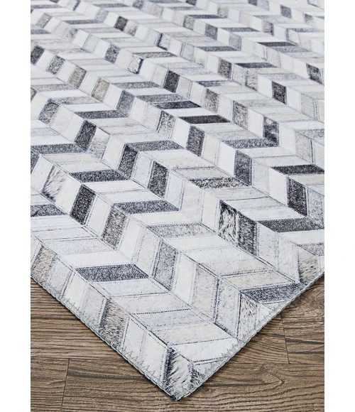 Couristan Prairie Vesle 2' x 4' Ice Caps Area Rug