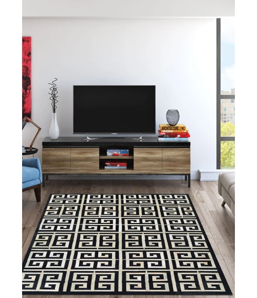 Couristan Chalet Meander 2' x 4' Black/Ivory Area Rug
