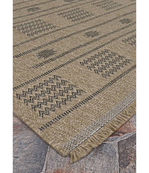 Couristan Naturalistic Natural/Charcoal 3702/1002 2 ft. 7 in. X 9 ft. 10 in. Rectangle Rug