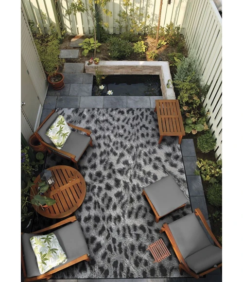 Couristan Dolce Ivory-Charcoal 5756/2002 4 ft. X 5 ft. 10 in. Rectangle Rug
