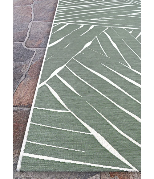 Couristan Dolce Fern 7515/3103 4 ft. X 5 ft. 10 in. Rectangle Rug