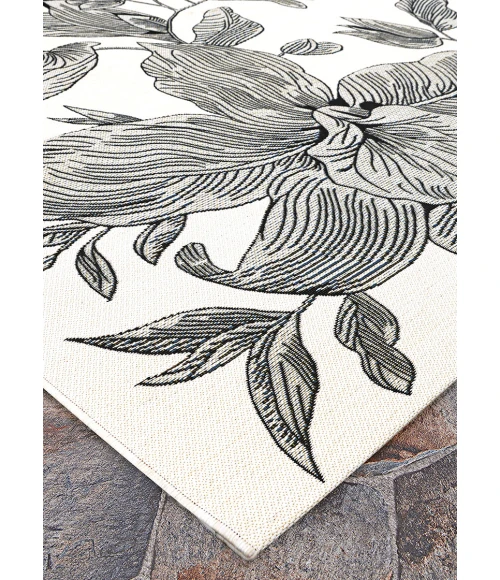 Couristan Dolce Snow 7517/0001 4 ft. X 5 ft. 10 in. Rectangle Rug