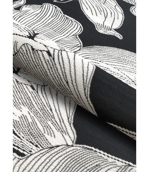 Couristan Dolce Nero 7517/2102 5 ft. 3 in. X 7 ft. 6 in. Rectangle Rug