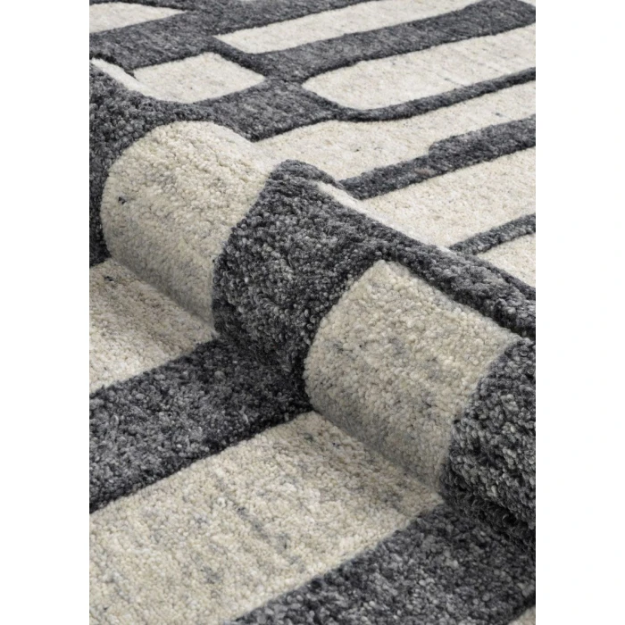 Couristan LOTUS OBSIDIAN 8221_2011 9ft.x 12ft. Rect. Rug