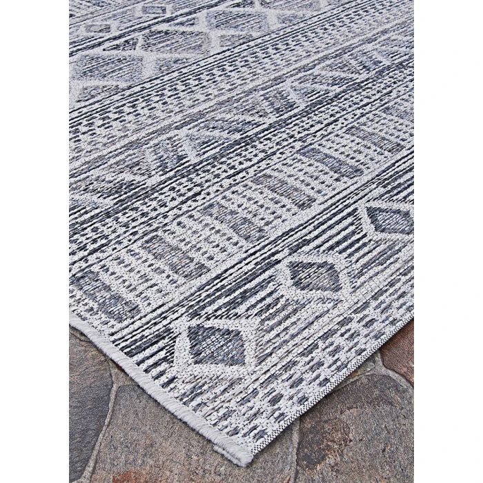 Couristan Cape Pensacola 2' x 4' Aluminum Area Rug