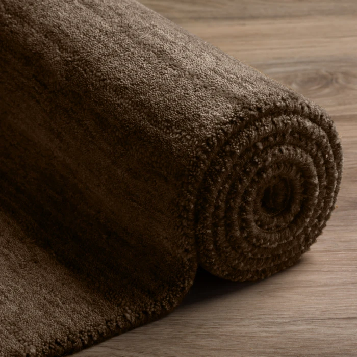 Dalyn Rafia RF100 Chocolate Area Rug 3 ft. 6 in. X 5 ft. 6 in. Rectangle
