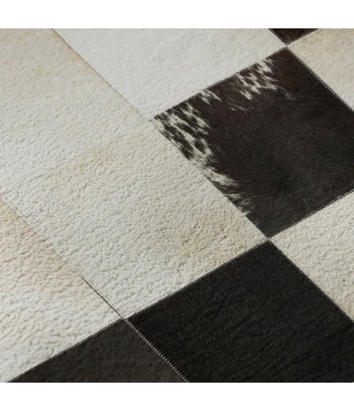 Dalyn Bozeman Black BM10 5ft. x 7ft.6in. Rug