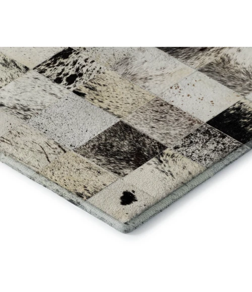 Dalyn Bozeman Ivory BM10 8ft. x 8ft. Rug