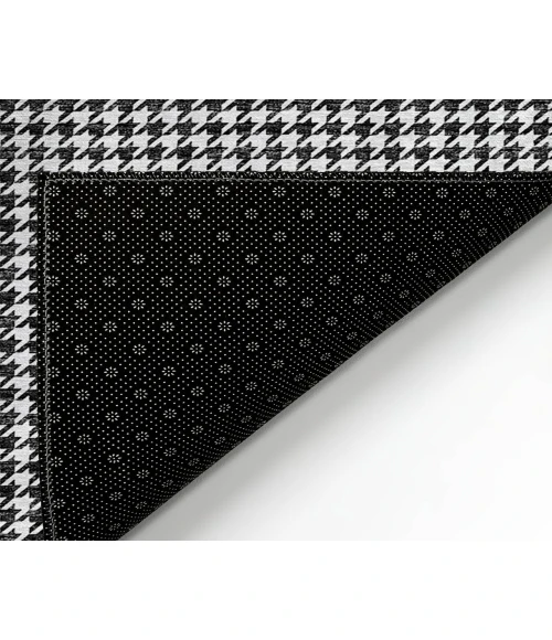 Dalyn Indoor/Outdoor Hinton HN1 Black Washable 5' x 7'6" Rug