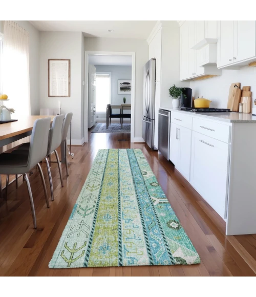 Dalyn Lorenzo Green LN3 2ft.3in. x 7ft.6in. Rug