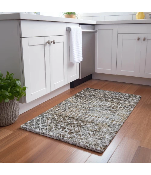 Dalyn Lorenzo Brown LN7 1ft.8in. x 2ft.6in. Rug