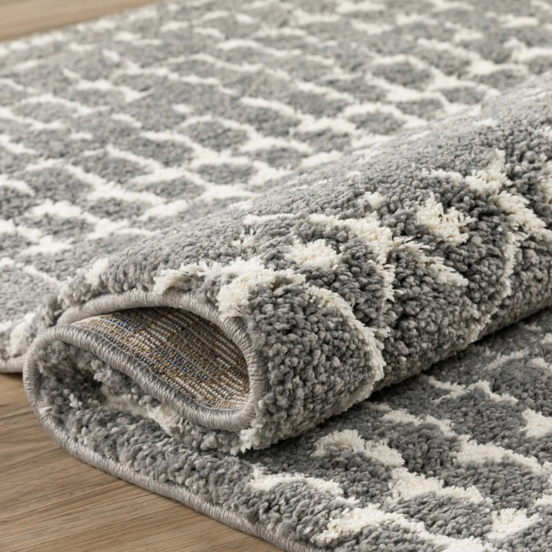 Dalyn Marquee MQ2 Metal Area Rug 1 ft. 8 X 2 ft. 6 Rectangle