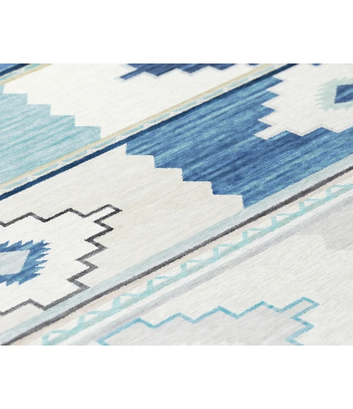 Dalyn Indoor/Outdoor Phoenix PH1 Pacifica Washable 2'6" x 3'10" Rug