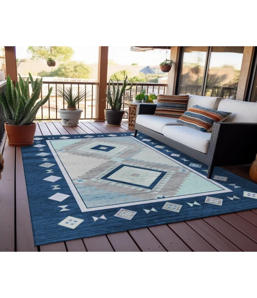 Dalyn Indoor/Outdoor Phoenix PH2 Denim Washable 2'6" x 3'10" Rug